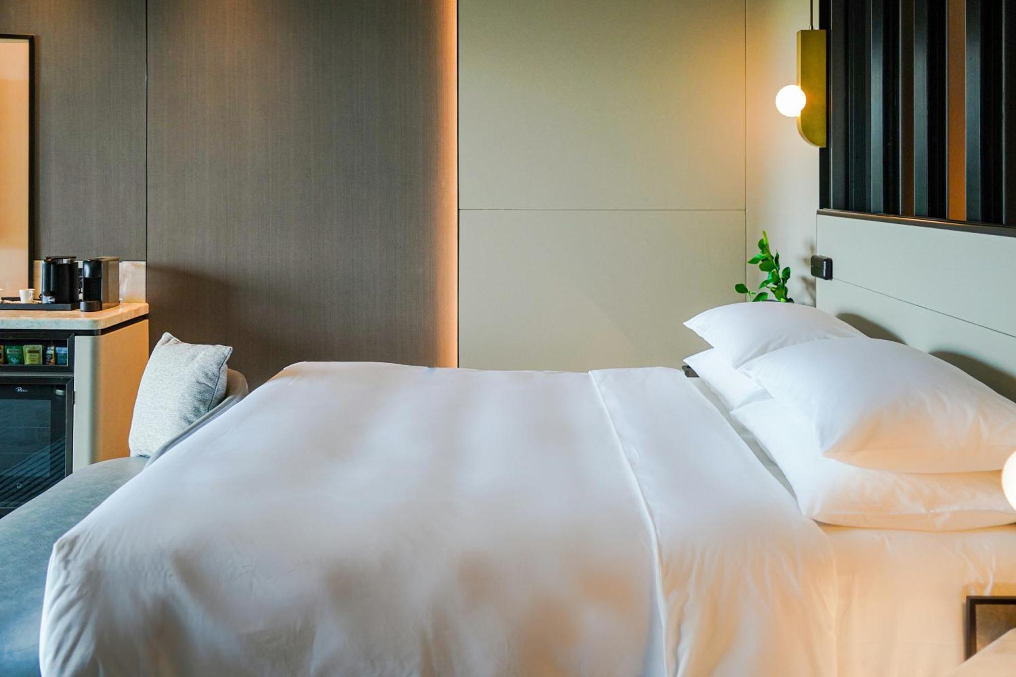 Intercontinental Shanghai Harbour City By Ihg Nanhui Exterior photo
