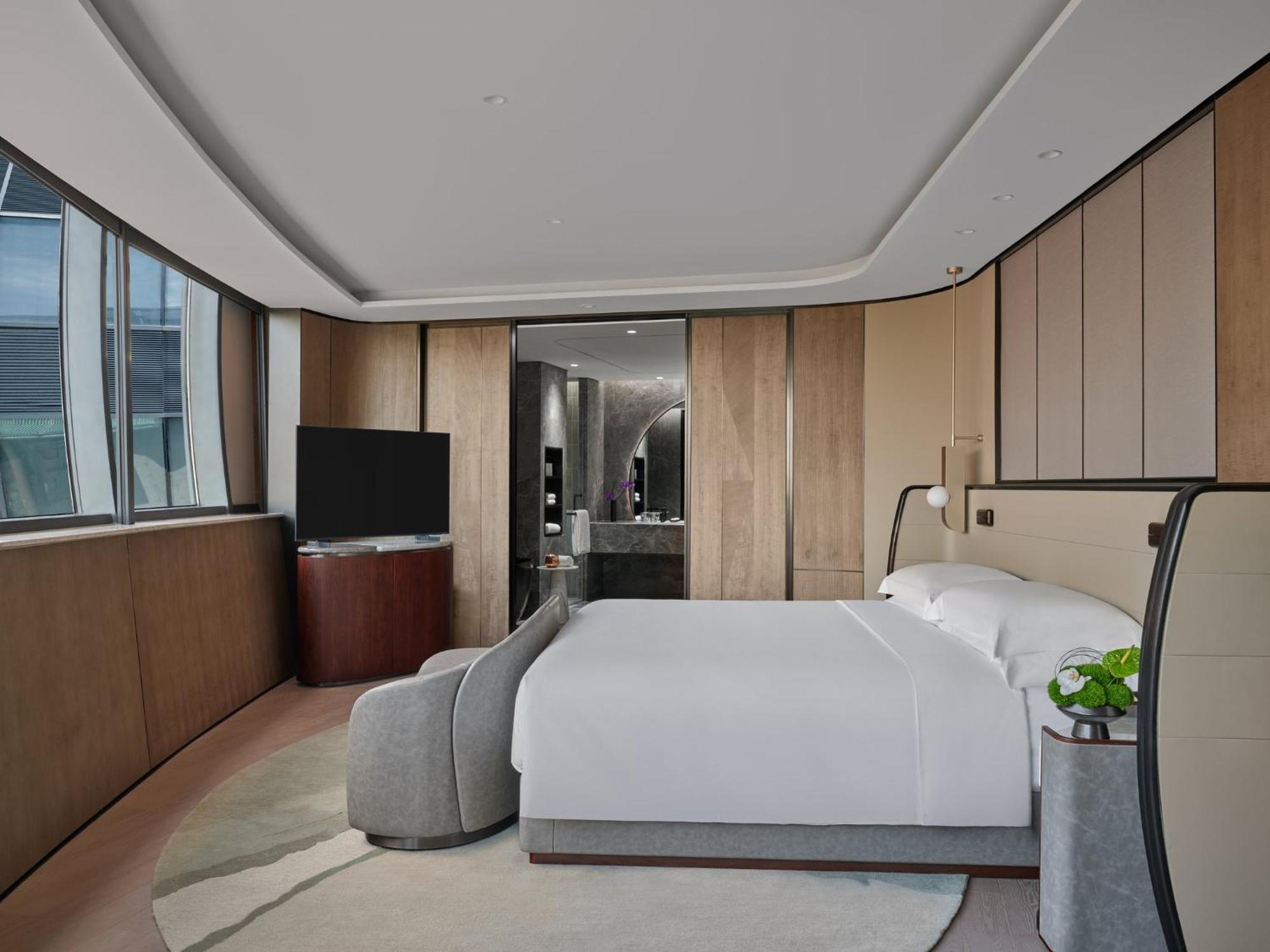 Intercontinental Shanghai Harbour City By Ihg Nanhui Exterior photo